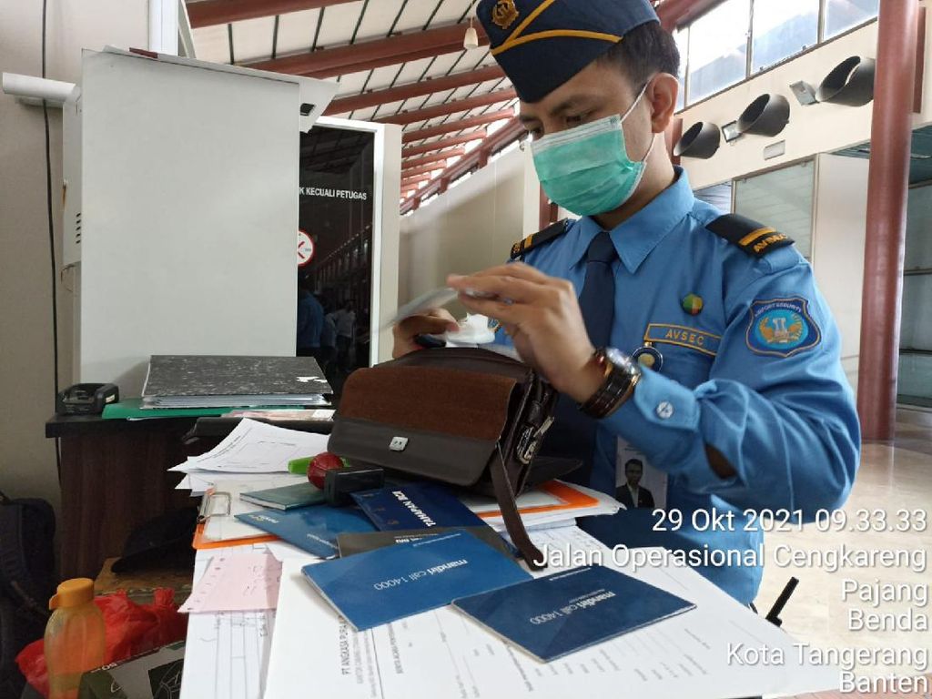 Polisi Ungkap Cek Rp 35,9 M Tercecer di Soetta Milik Pengusaha Jambi