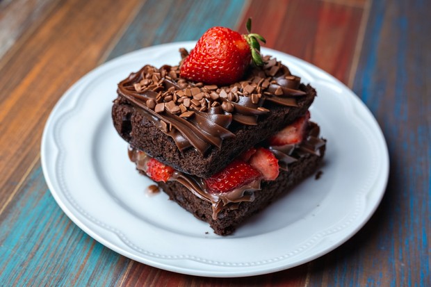 Topping pada fudgy brownies/ Foto: Pexels/ Gustavo Peres Topping pada fudgy brownies