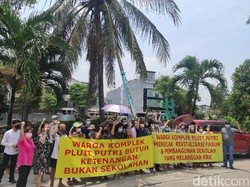 RTH di Pluit Akan Dibangun Sekolah Swasta, Warga Menolak
