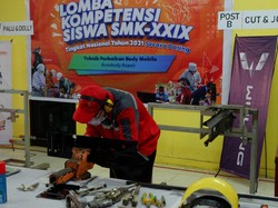 Wuling Uji Siswa SMK Permak Bodi Mobil, Sebelum Dikirim ke Tingkat Dunia