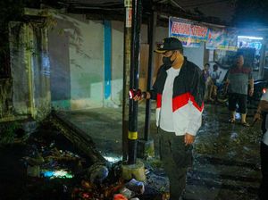 Basah! Potret Bobby Hujan-hujanan Cek Korban Puting Beliung