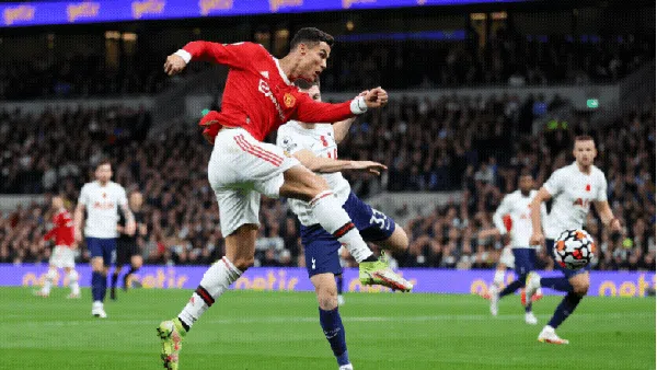 Detik-detik Gol CR7 Motori Kemenangan MU atas Tottenham