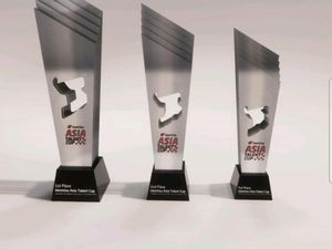 Keren-keren! Ini Desain Piala untuk Balap Motor Pertama di Sirkuit Mandalika Keren-keren! Ini Desain Piala untuk Balap Motor Pertama di Sirkuit Mandalika
