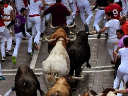 Pria Tewas Kehabisan Darah Usai Diseruduk Banteng di Festival Spanyol
