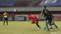Hingga akhir babak kedua tidak ada lagi gol tercipta, Persebaya Surabaya sukses raih 3 point.