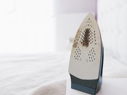 Pemuda Sadis Setrika Tubuh Pacar di Jakpus!