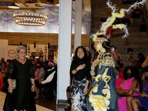 Usung Motif Papua dan Borneo, Desainer Magelang Tuai Pujian di New York