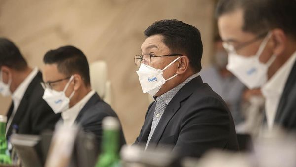 Laba Bank Mandiri Tembus Rp 19 T