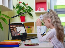 Simple Past Tense: Rumus Lengkap dengan Contohnya