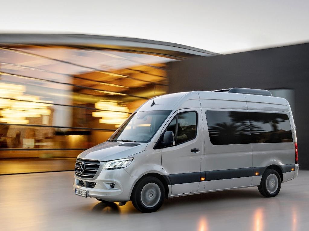 Mercedes-Benz New Sprinter Dirilis di Indonesia, Harga Rp 1 Miliaran Mercedes-Benz New Sprinter Dirilis di Indonesia, Harga Rp 1 Miliaran