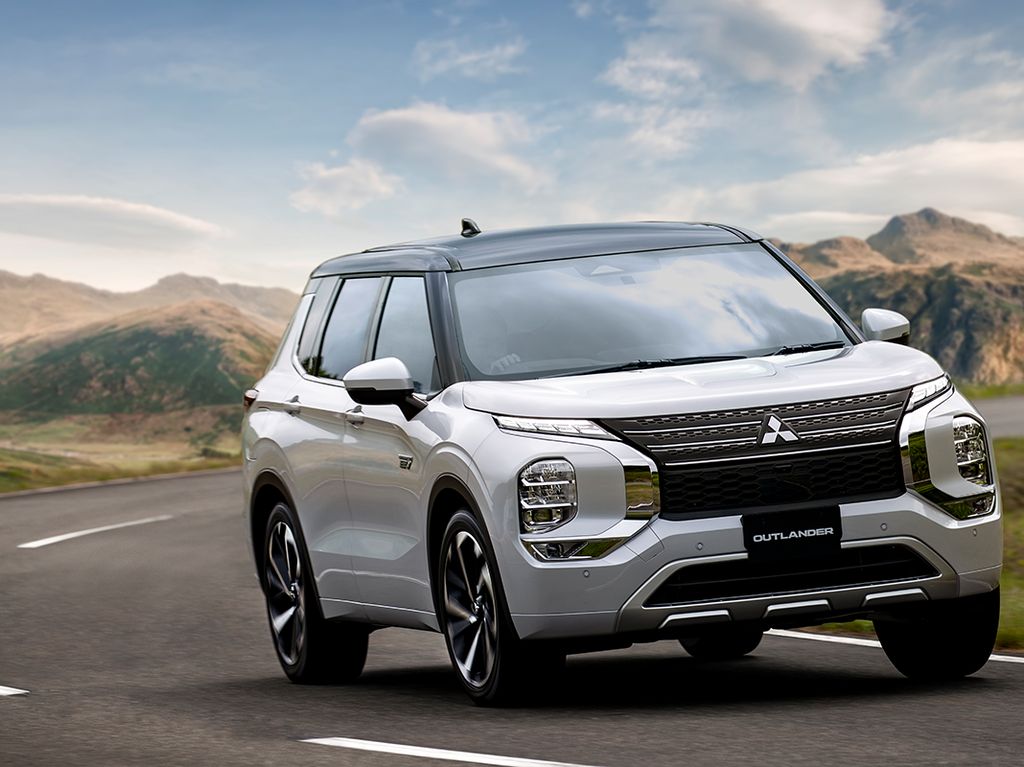Mitsubishi All New Outlander PHEV Meluncur, Apa Saja Pembaruannya? Mitsubishi All New Outlander PHEV Meluncur, Apa Saja Pembaruannya?