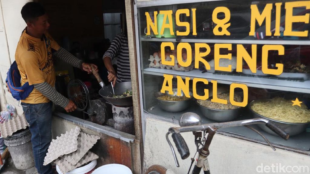 Viral di Bandung, Ini Dia Mie dan Nasi Goreng Anglo Gowes yang Sedap