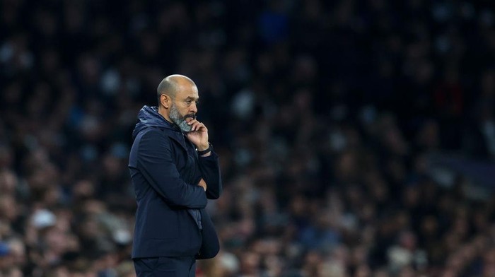 LONDON, ENGLAND - OCTOBER 30: Nuno Espirito Santo, Manager of Tottenham Hotspur reacts during the Premier League match between Tottenham Hotspur and Manchester United at Tottenham Hotspur Stadium on October 30, 2021 in London, England. (Photo by Catherine Ivill/Getty Images)