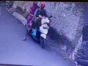 Viral Diduga Pasutri Curi Tabung Gas di Kwitang Jakpus Sambil Bawa Anak