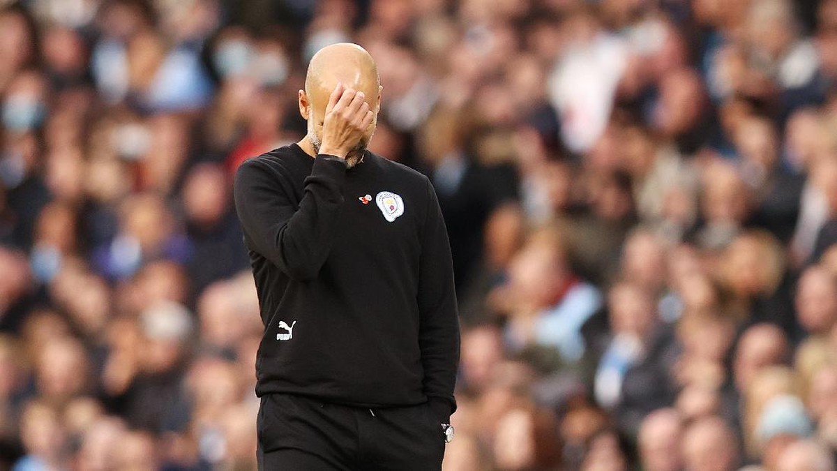 Manchester City tumbang dalam laga ke-200 Pep Guardiola di Liga Inggris. (Foto: Getty Images/Naomi Baker)