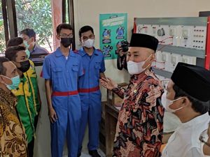Program SMK Bakti Dindik Jatim Latih Santri Servis Peralatan Listrik