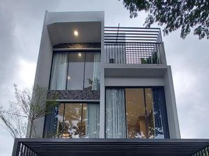 Rumah 3 Lantai Jakarta Dibanderol Rp 1,5 M, Gimana Bentuknya? Rumah 3 Lantai Jakarta Dibanderol Rp 1,5 M, Gimana Bentuknya?