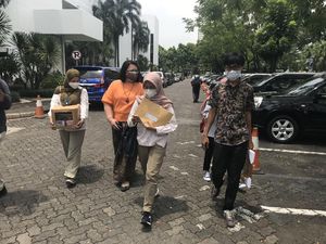 Temui KSP, Anak Terpidana Mati Merri Utami Minta Jokowi Kabulkan Grasi Ibunya Temui KSP, Anak Terpidana Mati Merri Utami Minta Jokowi Kabulkan Grasi Ibunya