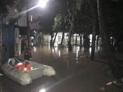 Makin Tinggi, Banjir di Cipinang Melayu Capai 70 Cm Malam Ini