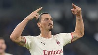 Gol Zlatan Ibrahimovic ke gawang AS Roma di akhir pekan kemarin, menambah koleksi golnya jadi 400! (AP)