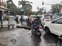detikcom Do Your Magic: Pemkot Janji Tuntaskan Masalah Galian Got Bikin Macet di Lebak Bulus