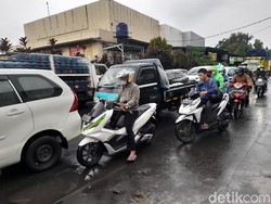 detikcom Do Your Magic: Perbaikan Got di Lebak Bulus Ini Bikin Macet