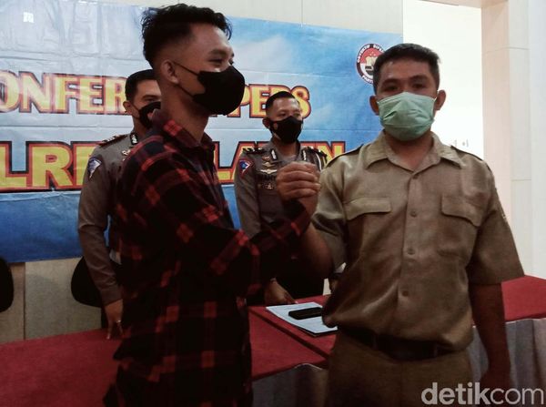 Momen Minta Maaf Sopir Mobil Pelat Merah yang Hadang Ambulans di Klaten