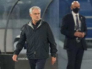Roma Ditekuk Milan, Mourinho Frustrasi dengan Keputusan Wasit