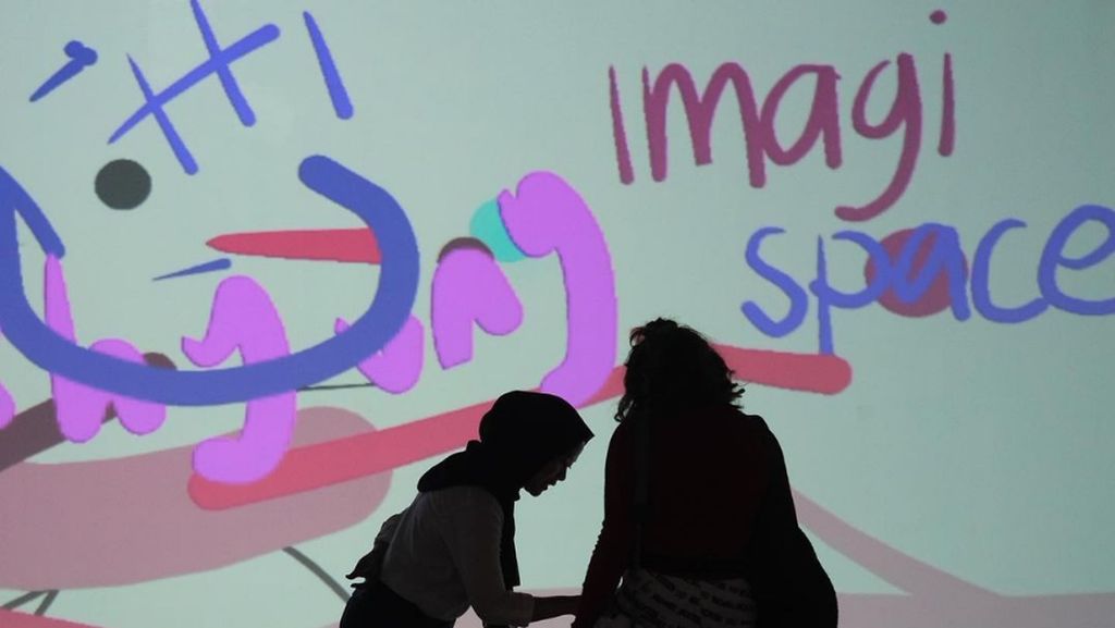 Imagispace Ada di Makassar, Siap Main Ruang Seni Interaktif? Imagispace Ada di Makassar, Siap Main Ruang Seni Interaktif?