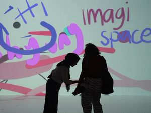 Imagispace Ada di Makassar, Siap Main Ruang Seni Interaktif? Imagispace Ada di Makassar, Siap Main Ruang Seni Interaktif?