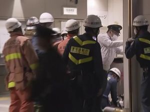 Suasana di Kereta Tokyo Usai Joker Serang Penumpang-Bakar KRL