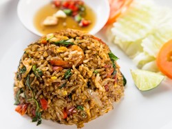 Resep Nasi Goreng Kemangi yang Pedas Harum Buat Sarapan