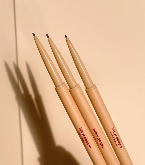 Secondate Beauty Brow People/Foto : instagram.com/secondatebeauty Secondate Beauty Brow People