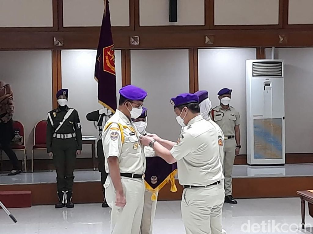 Riza Patria Lantik Anies Jadi Anggota Kehormatan Komando Nasional Menwa