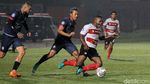 Arema FC Kalahkan Madura United
