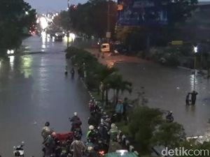 Polisi Siapkan Pasukan Khusus Antisipasi Bencana di Jabar Polisi Siapkan Pasukan Khusus Antisipasi Bencana di Jabar