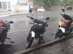 Jawa-Kalimantan-Sumatra Berpotensi Hujan Lebat