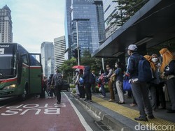 Aturan PPKM Level 3 Luar Jawa-Bali: Pegawai Ngantor Maksimal 50%