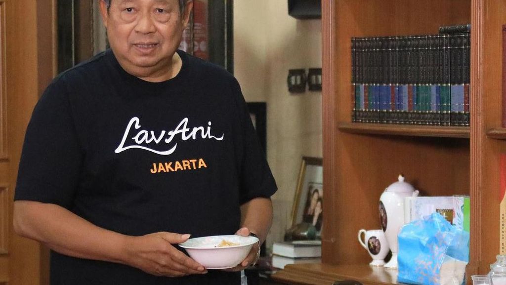 Momen SBY Saat Masak Kupat Tahu hingga Ngopi Bareng Prabowo