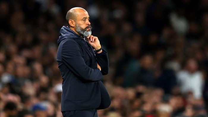 LONDON, ENGLAND - OCTOBER 30: Nuno Espirito Santo manager of Tottenham Hotspur  during the Premier League match between Tottenham Hotspur and Manchester United at Tottenham Hotspur Stadium on October 30, 2021 in London, England. (Photo by Catherine Ivill/Getty Images)