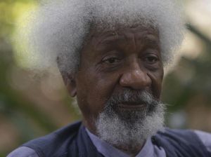 Peraih Nobel Sastra Afrika Pertama Sentil Nigeria di Novel Terbaru Peraih Nobel Sastra Afrika Pertama Sentil Nigeria di Novel Terbaru