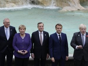 SMS Macron ke Morrison Bocor, Prancis-Australia Makin Panas