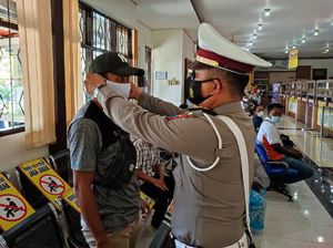 Waspada Serangan Ketiga COVID-19, Polisi Banyuwangi Kembali Kampanye Prokes