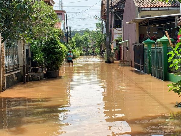 Potret Banjir di Perumahan Bumi Nasio Indah Bekasi