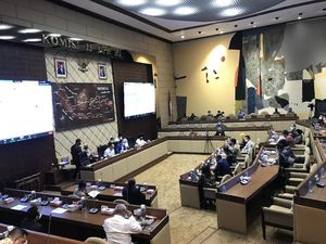 Timsel Ungkap Pendaftar Calon Anggota KPU-Bawaslu Masih Sedikit Timsel Ungkap Pendaftar Calon Anggota KPU-Bawaslu Masih Sedikit