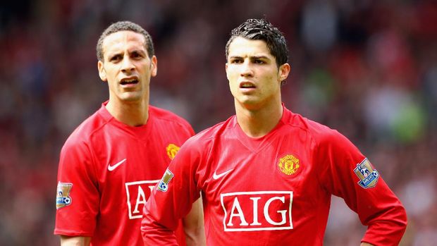 Rio Ferdinand mengecam kritik Ronaldo