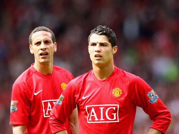 MANCHESTER, UNITED KINGDOM - MAY 03:  Cristiano Ronaldo (R) of Manchester United and team mate Rio Ferdinand react to Nani's sending off during the Barclays Premier League match between Manchester United and West Ham United at Old Trafford on May 3, 2008 in Manchester, England.  (Photo by Clive Mason/Getty Images)