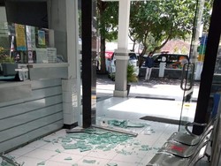 Seorang Pasien Tetiba Ngamuk Rusak Pintu Kaca RS Jati Husada Karanganyar