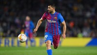 Sergio Aguero diprediksi absen sampai bulan Februari 2022 akibat masalah jantung. Barca pun butuh amunisi untuk mengisi kekosongan. (Foto: Getty Images/David Ramos)