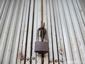 Nggak Perlu Panik! Ritel Tutup Bukan Kiamat Nggak Perlu Panik! Ritel Tutup Bukan Kiamat